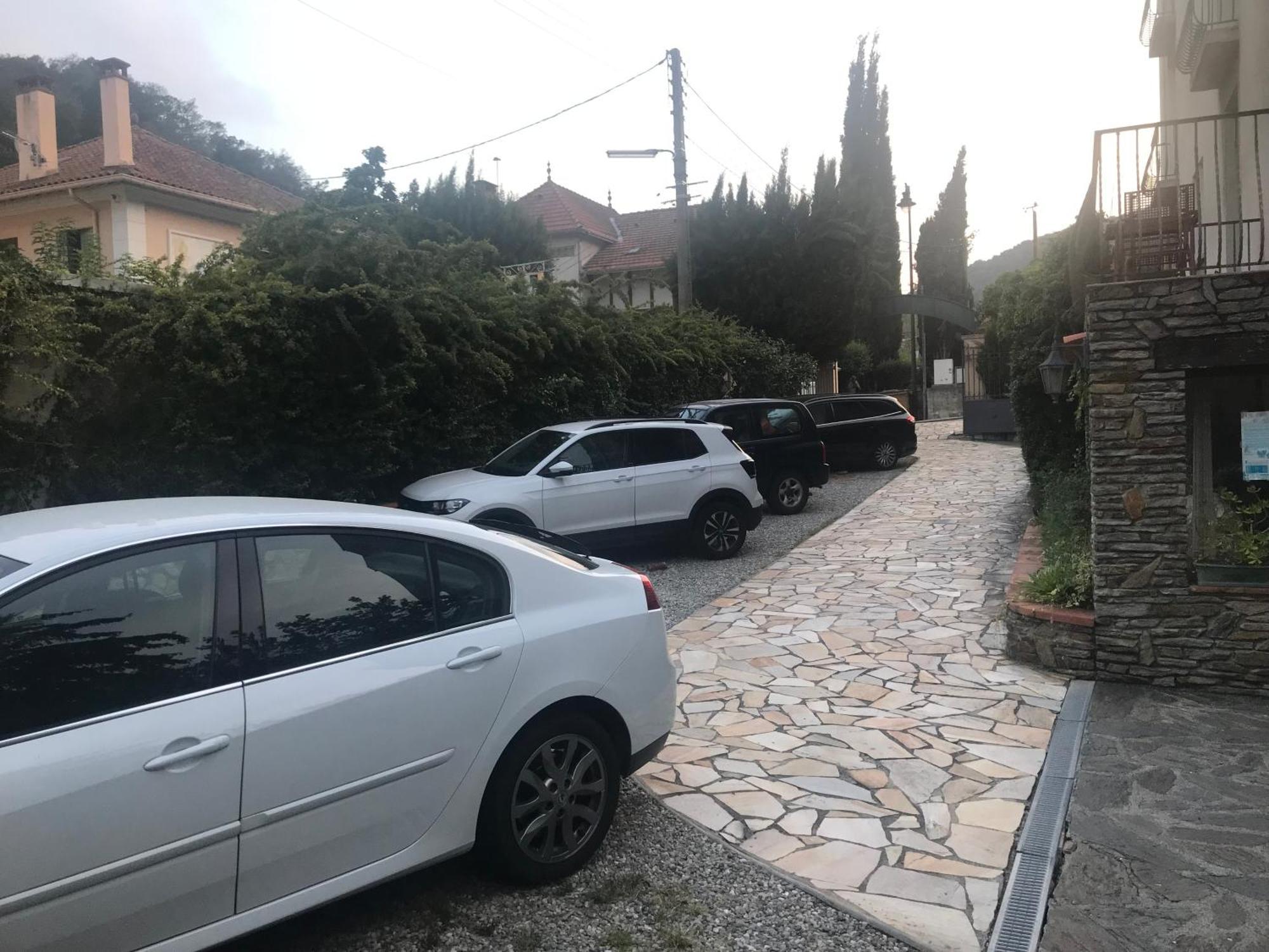 Hebergements A La Rive, Accueil Ouvert Tous Les Jours Jusqu'A 20H00 Dernier Delai, Depuis 30 Ans ! Reserver Ici Svp ! Merci ! Aucun Reglement A Distance Accepte, Paiement Par Cb, Especes, Cheque Ou Cheques-Vacances Imperativement A La Remise Des Clef Amélie-les-Bains-Palalda Exterior foto